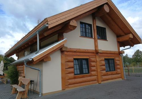 Post & Beam Blockhaus "Blackfoot" - Auch dieses Haus steht im Seeresort Gröbern