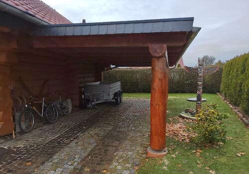 Anbau eines Carport an Bestandsblockhaus