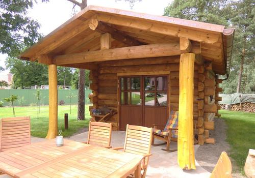 Die Blockhausbauer - Halbstamm - Blockhaus als Gartenhaus und Wochenendhaus