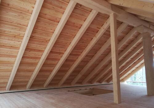 Sparren / Dachstuhl an einem Blockhaus