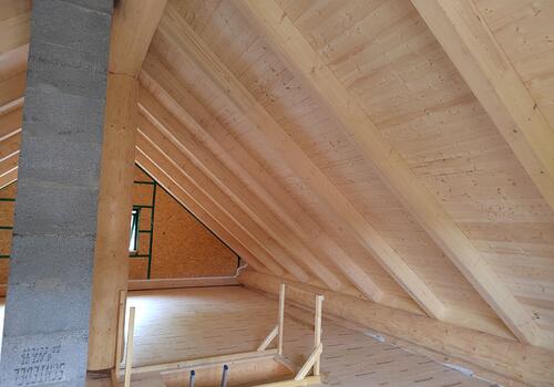 Blockhaus "Beaver Creek" - Viel Platz im Obergeschoß