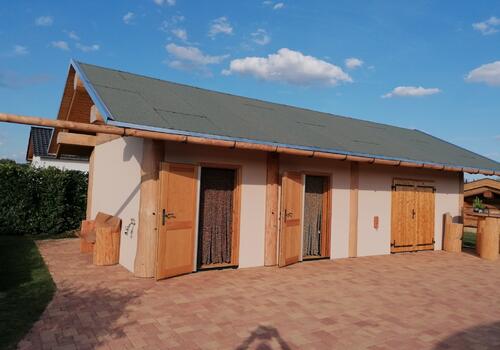 Post & Beam Blockhaus mit Bad + Küche