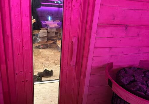 Halbstammblockhaus Sauna "Deer River" - Ambiente Innen 6