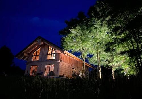 Post & Beam Blockhaus Blackfoot_Ansicht von vorn 