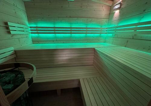 Halbstammblockhaus Sauna "Deer River" - Ambiente Innen 1